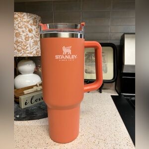 Stanley 40 oz. Travel Mug in grapefuit